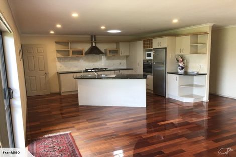 Photo of property in 15 Belcoo Crescent, East Tamaki, Auckland, 2013