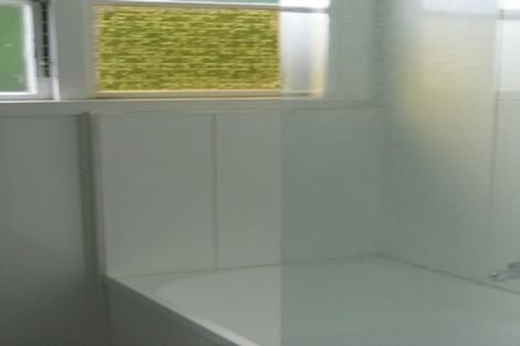 Photo of property in 4 Churchill Crescent, Foxton, 4814