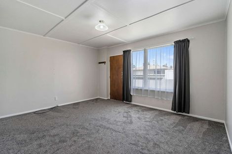 Photo of property in 2/145 College Street, Awapuni, Palmerston North, 4412