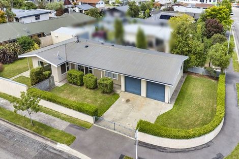 Photo of property in 14 Fraser Place, Rangiora, 7400
