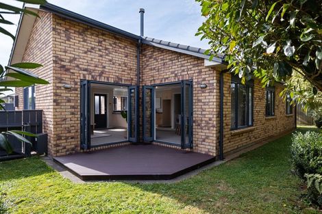 Photo of property in 10a Stewart Crescent, Hokowhitu, Palmerston North, 4410