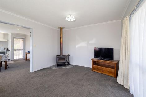 Photo of property in 32 Rolleston Street, Rakaia, 7710