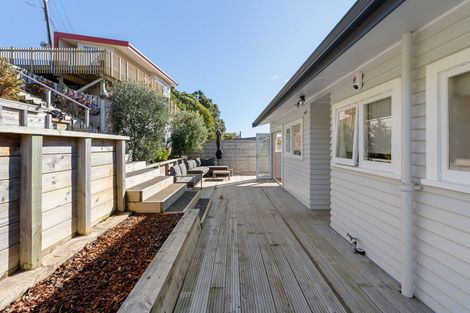 Photo of property in 74 Kano Street, Karori, Wellington, 6012