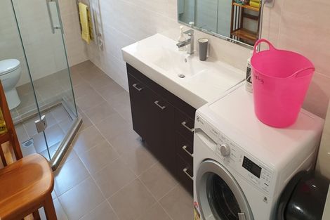 Photo of property in 87 Travis View Drive, Fairview Heights, Auckland, 0632