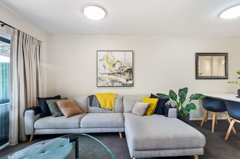 Photo of property in 3/21 Armoy Drive, East Tamaki, Auckland, 2016