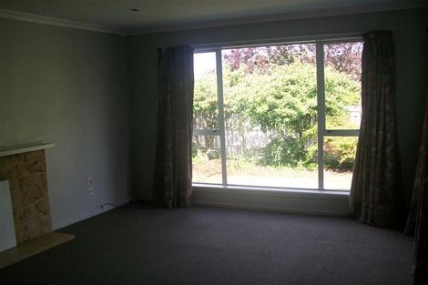 Photo of property in 35 Greendale Avenue, Avonhead, Christchurch, 8042