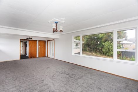 Photo of property in 6 Oban Street, Holmes Hill, Oamaru, 9401
