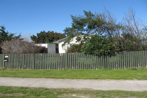 Photo of property in 97 Koputara Road, Himatangi Beach, Foxton, 4891