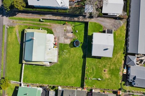 Photo of property in 137 Lemon Street, Strandon, New Plymouth, 4312