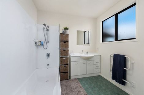 Photo of property in 47/11 The Avenue, Albany, Auckland, 0632