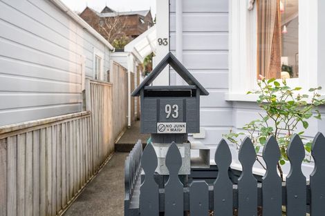 Photo of property in 93 Elizabeth Street, Mount Victoria, Wellington, 6011