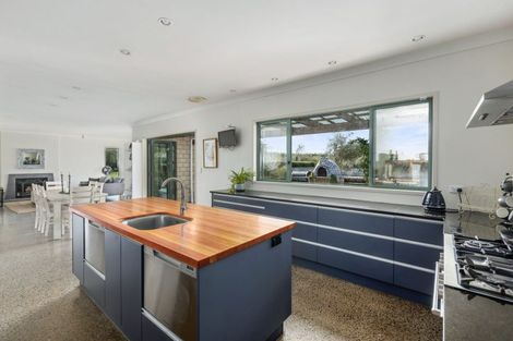 Photo of property in 1/239 Lake Ferry Road, Martinborough, 5781