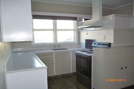 Photo of property in 2/210 Grove Road, Mayfair, Hastings, 4122