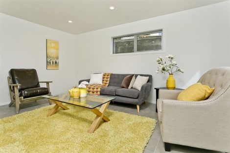 Photo of property in 356b East Coast Road, Sunnynook, Auckland, 0630