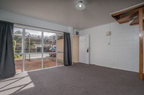 Photo of property in 267 Massey Road, Mangere East, Auckland, 2024