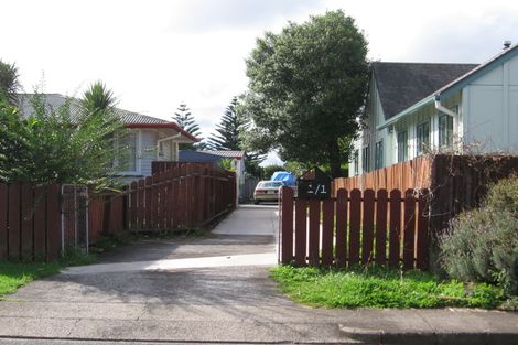 Photo of property in 1 Stokes Avenue, Te Atatu Peninsula, Auckland, 0610