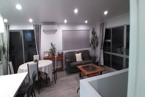 Photo of property in 662 Beach Road, Browns Bay, Auckland, 0630