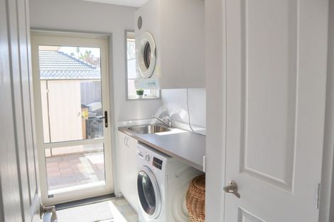 Photo of property in 5 Spitfire Place, Wigram, Christchurch, 8042