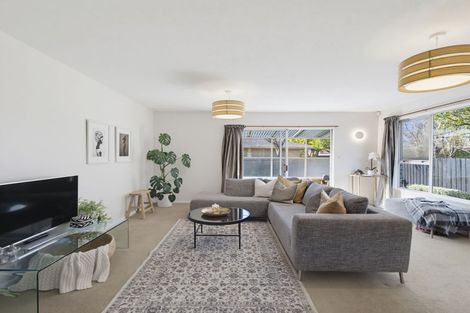 Photo of property in 2/204 Riverlaw Terrace, Saint Martins, Christchurch, 8022