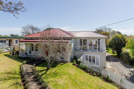 Photo of property in 99 Amohia Street, Paraparaumu, 5032