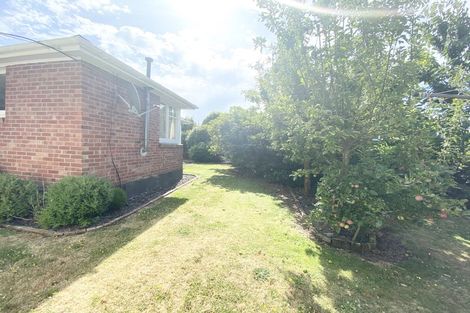 Photo of property in 5 Sealy Place, Bryndwr, Christchurch, 8053