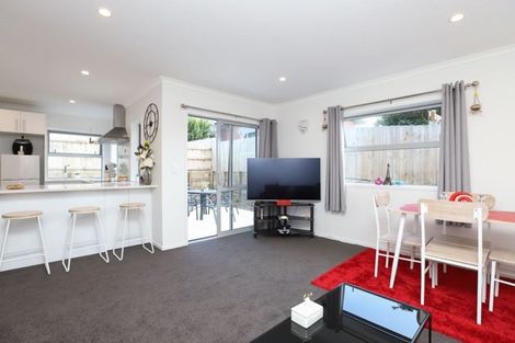 Photo of property in 3/28 Garnett Avenue, Forest Lake, Hamilton, 3200