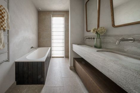 Photo of property in Northlake, 40 Riverslea Road, Wanaka, 9305