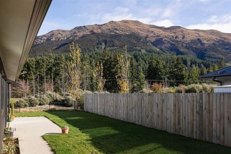 Photo of property in 5 Edna Lane, Lake Hawea, Wanaka, 9382