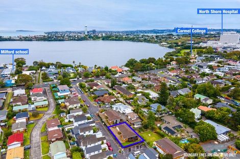 Photo of property in 2/22 Woodbridge Lane, Milford, Auckland, 0620