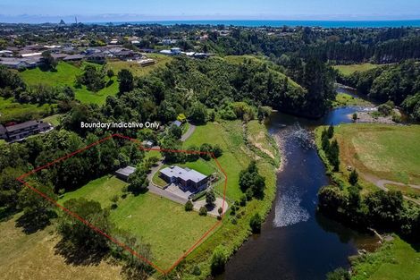 Photo of property in 371d Mangorei Road, Merrilands, New Plymouth, 4312