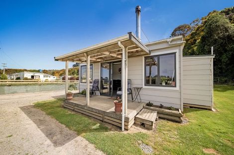 Photo of property in 1354 Toko Mouth Road, Toko Mouth, Milton, 9292