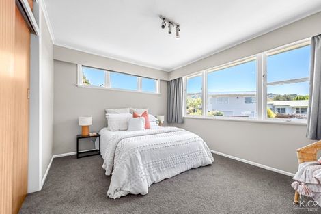 Photo of property in 4 Snell Grove, Clouston Park, Upper Hutt, 5018