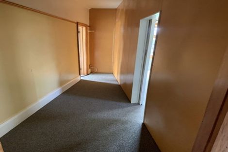 Photo of property in 37 Lyndon Street, Riccarton, Christchurch, 8041