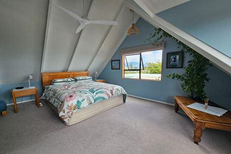 Photo of property in 81 Renown Road, Raumati South, Paraparaumu, 5032