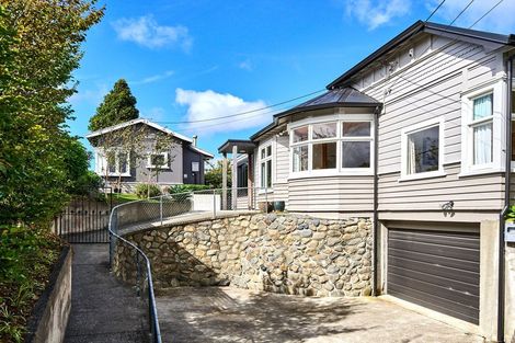 Photo of property in 7 Lochiel Road, Khandallah, Wellington, 6035