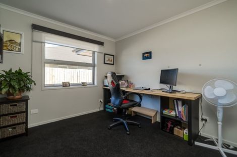 Photo of property in 8 Sirocco Place, Ohauiti, Tauranga, 3112