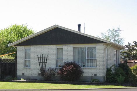 Photo of property in 34 Denniston Crescent, Redwood, Christchurch, 8051