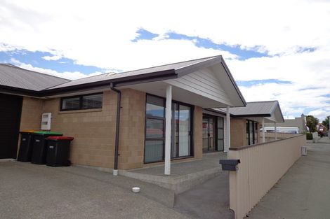 Photo of property in 1-2/10 Brunswick Street, Seaview, Timaru, 7910