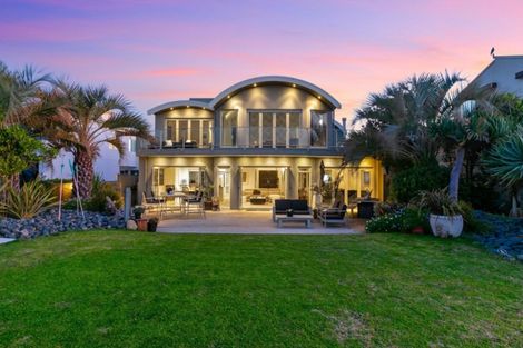 Photo of property in 51 Motiti Road, Papamoa Beach, Papamoa, 3118