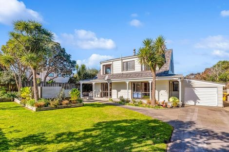 Photo of property in 90a Manly Street, Paraparaumu Beach, Paraparaumu, 5032