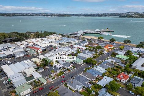 Photo of property in 24 Anne Street, Devonport, Auckland, 0624