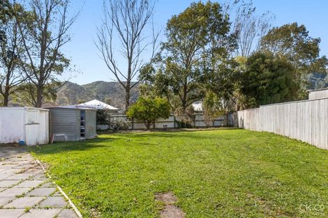 Photo of property in 39 Prouse Crescent, Naenae, Lower Hutt, 5011