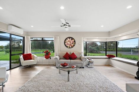 Photo of property in 47 Lake Road, Horsham Downs, Hamilton, 3281