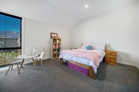 Photo of property in 8 Falconer Rise, Jacks Point, Queenstown, 9371