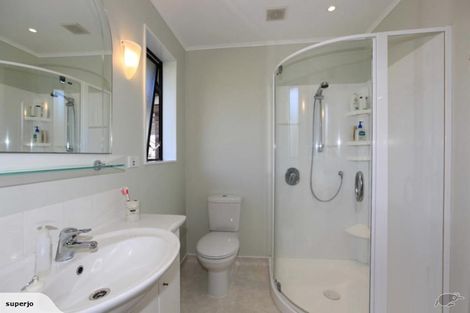 Photo of property in 10 Wedgewood Grove, Raumati Beach, Paraparaumu, 5032