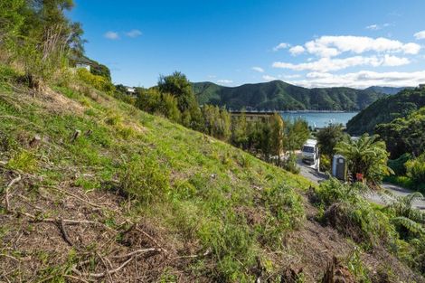 Photo of property in 24 Amelia Crescent, Waikawa, Picton, 7220