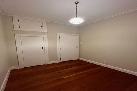 Photo of property in 7 Otahuri Crescent, Greenlane, Auckland, 1051
