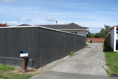 Photo of property in 2/111 Parkers Road, Tahunanui, Nelson, 7011