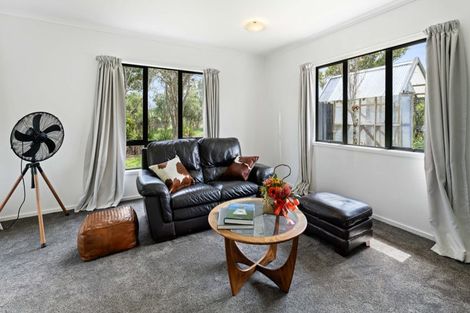 Photo of property in 321 Whiriwhiri Road, Otaua, Waiuku, 2682