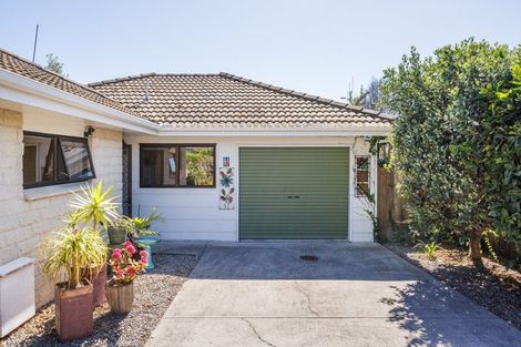 Photo of property in 31 Ake Ake Avenue, Hokowhitu, Palmerston North, 4410
